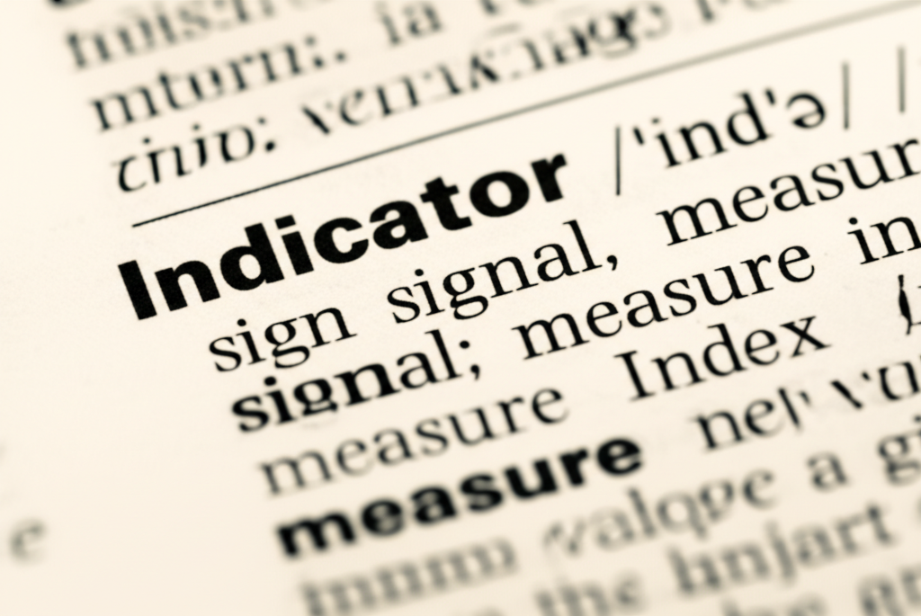 ภาพประกอบหน้าพจนานุกรมที่มีคำว่า Indicator และคำจำกัดความเช่น สัญญาณ สัญญาณ มาตรวัด ดัชนี
